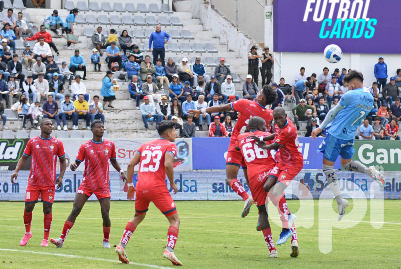 Macará vence 1-0 a El Nacional
