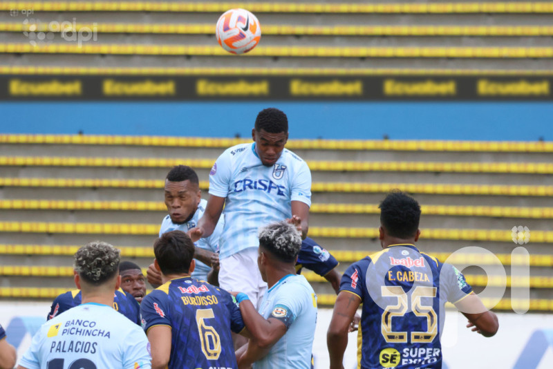 U. Católica resigna un empate 1-1 con Delfín