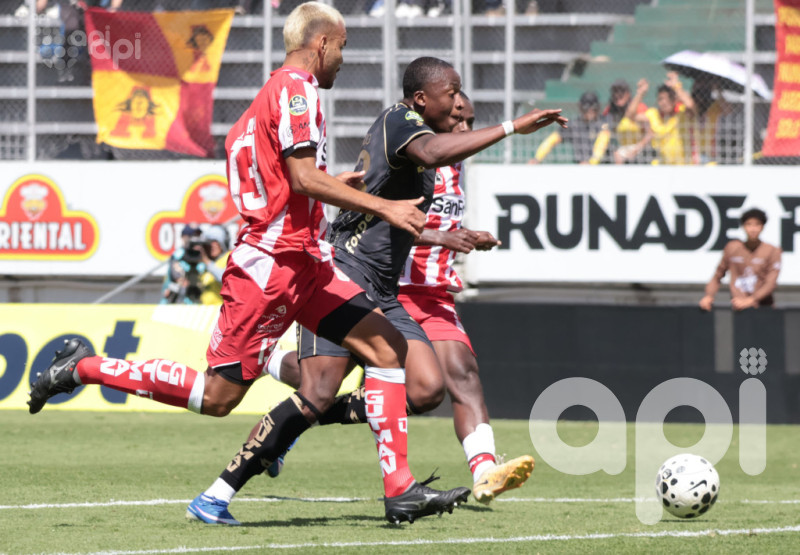 El Rodillo ahonda la crisis de Papá Aucas