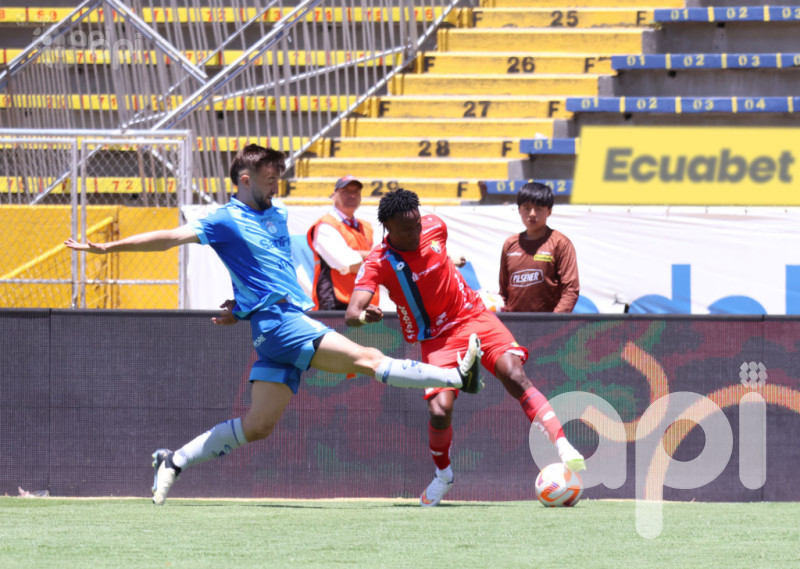 Macará salva categoría y piensa en torneo internacional