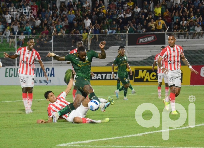 El Verde fronterizo, imbatible en casa