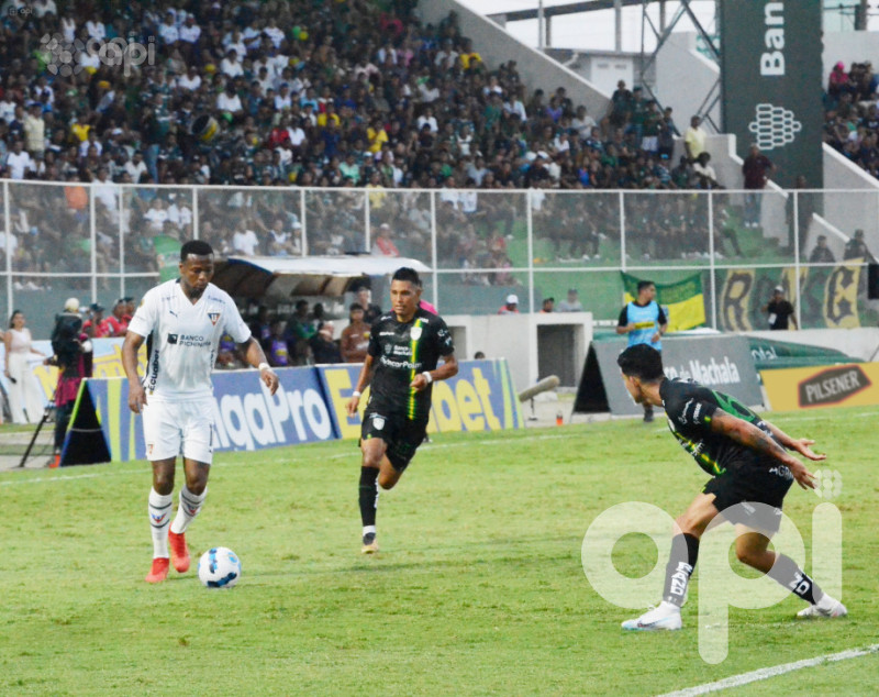 Orense derrota 1-0 a Liga de Quito en Machala