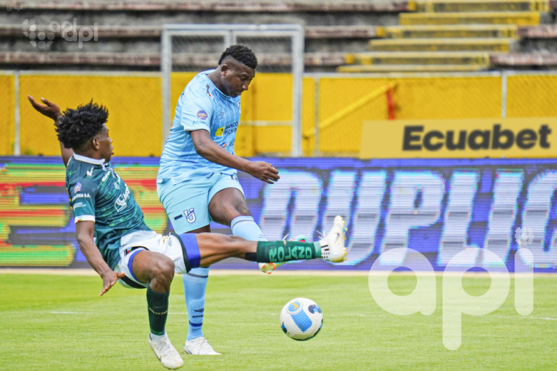 Católica atropella 5-1 a Orense en el Atahualpa