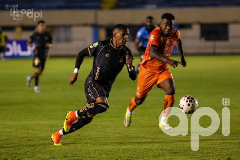 Libertad remonta 3-2 al Aucas