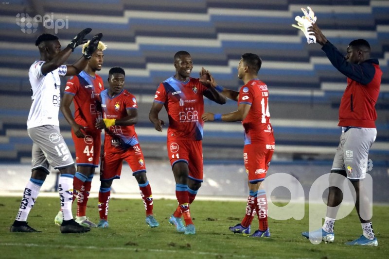 El Nacional caza a Búhos y donina el ascenso