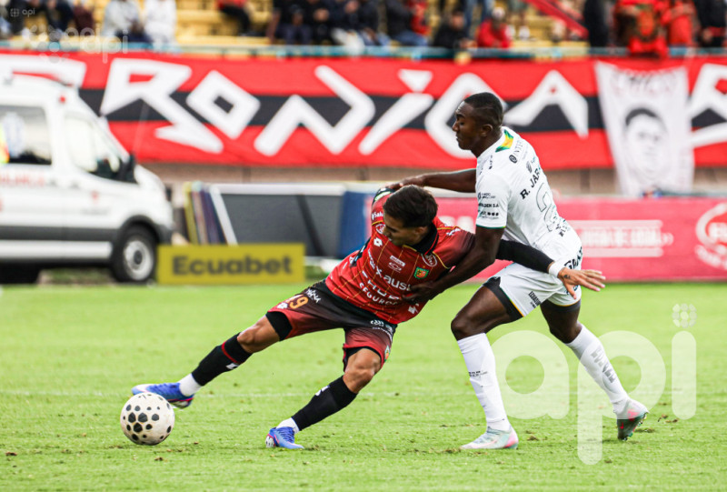 Orense liquida 3-1 a Dep. Cuenca