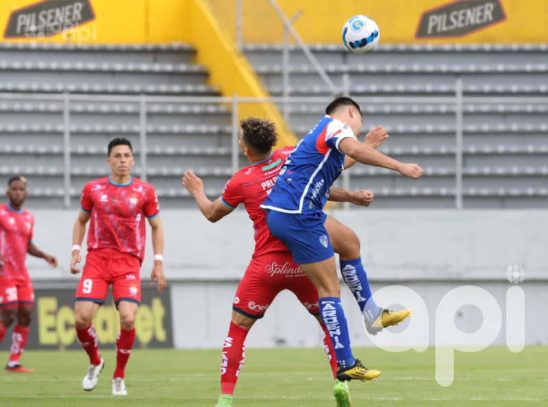 El Nacional pasa 2-0 a Imbabura en Chillogallo