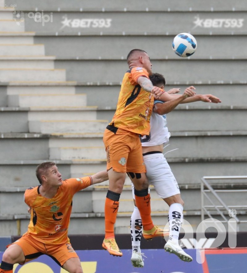 Guayaquil City salva un empate 1-1 ante Libertad