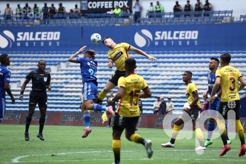 Barcelona se adjudica 3-1 el clásico ante Emelec