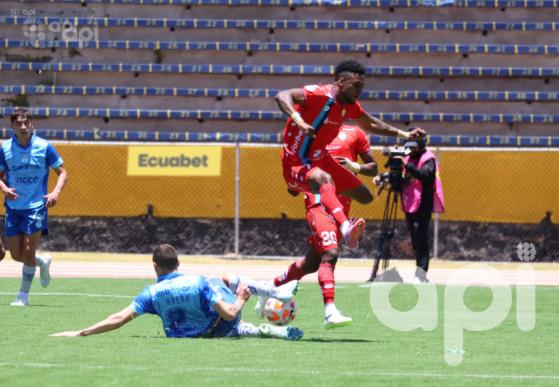 Macará remece 2-0 a El Nacional en el Atahualpa