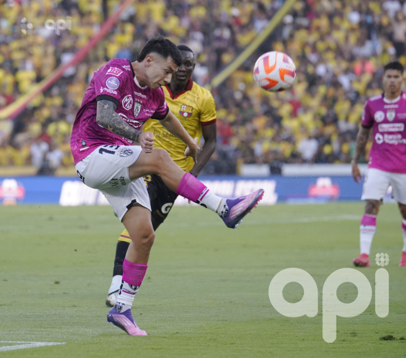 Independiente sepulta 3-0 a Barcelona
