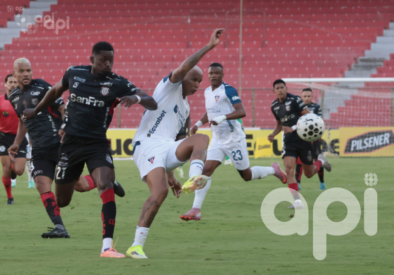 Liga salva un 2-1 sobre Técnico U.