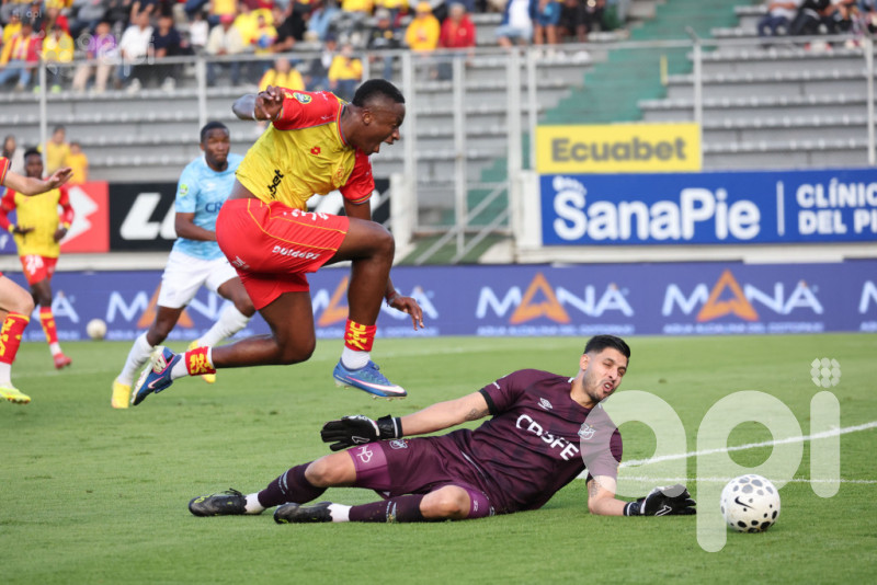 Aucas remonta y pasa 2-1 a U. Católica