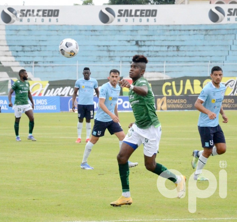 Orense se impone 1-0 sobre U. Católica en Machala