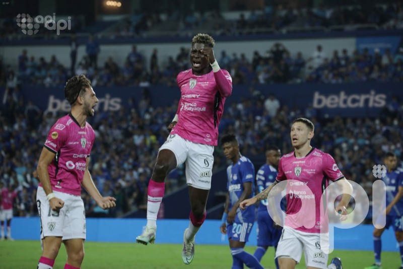 Independiente sacude Guayaquil y destrona al puntero