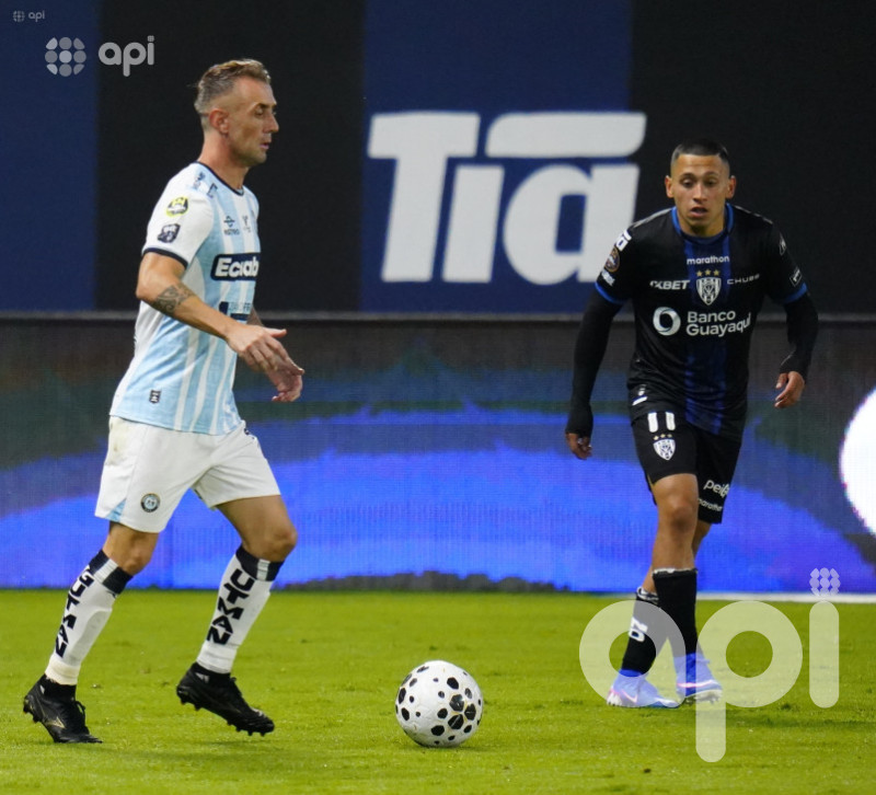 IDV propina 2-0 a Guayaquil City