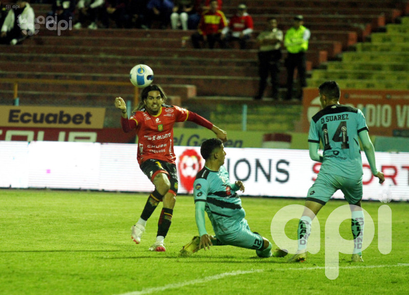 El Cuenca se aleja del sótano
