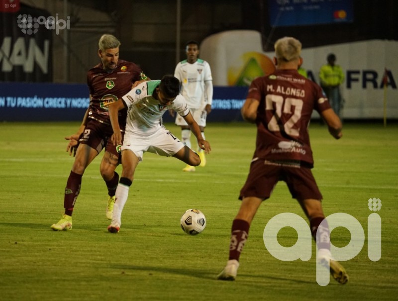 Liga gana 1-0 sufriendo a Mushuc Runa