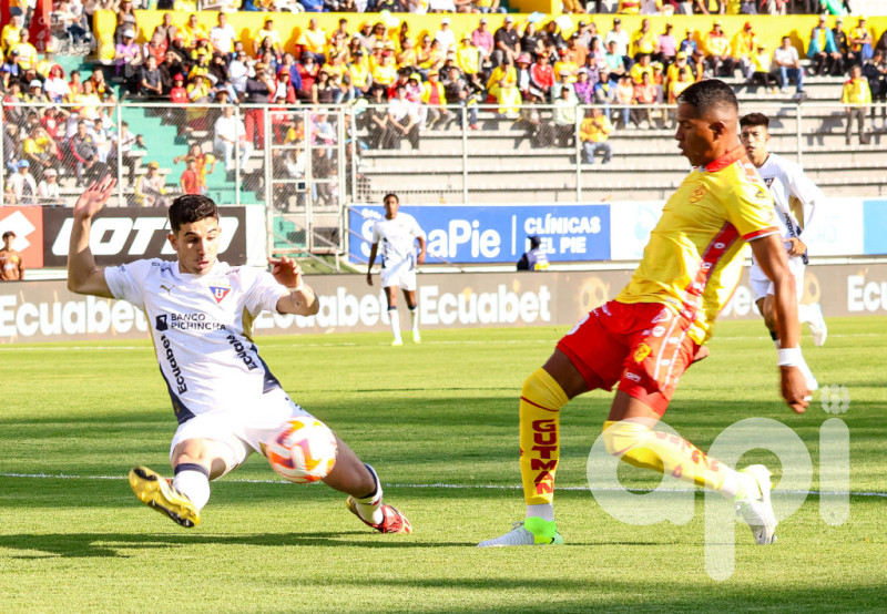 Aucas vence 1-0 a Liga en Superclásico