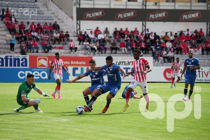 El Rodillo vuelve a ganar y trepa en la tabla