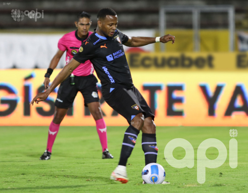 Liga de Quito somete 3-1 a Cumbayá