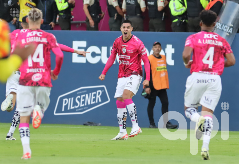 Del Valle luce implacable ante el Torero dominador