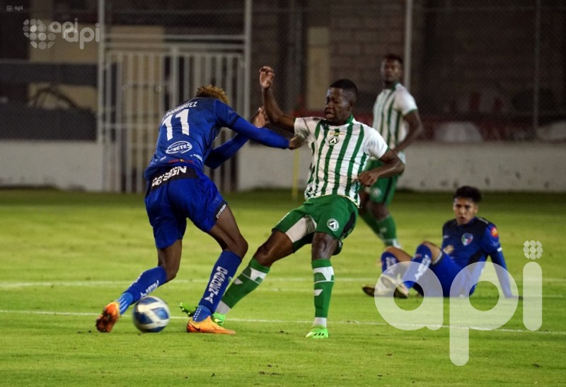 América suma poco pero mantiene cupo de ascenso