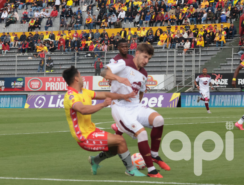 Aucas marca tablas 2-2 con Vinotinto