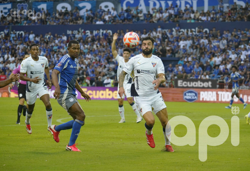 Emelec enchufa 1-0 a Liga