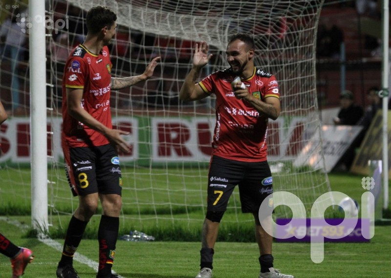 Deportivo Cuenca filetea 4-0 a Delfín