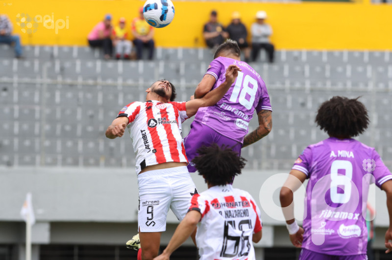 Aucas remonta 3-1 a Técnico Universitario