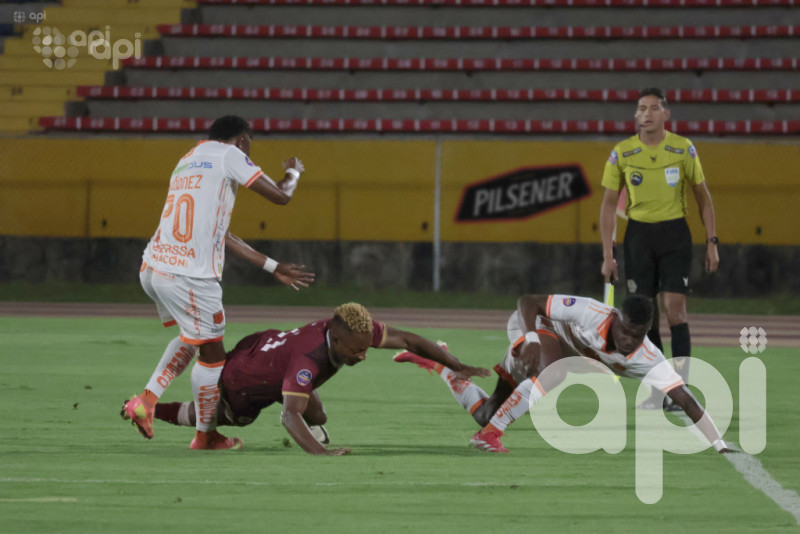 Vinotinto vence 1-0 a Libertad