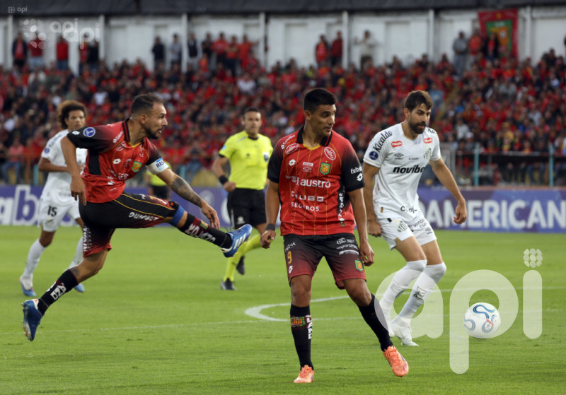 Dep. Cuenca pasa 1-0 al Santos en Sudamericana