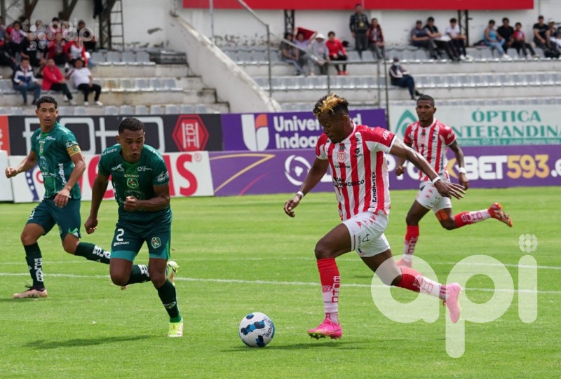 Técnico Universitario supera 1-0 a Mushuc Runa