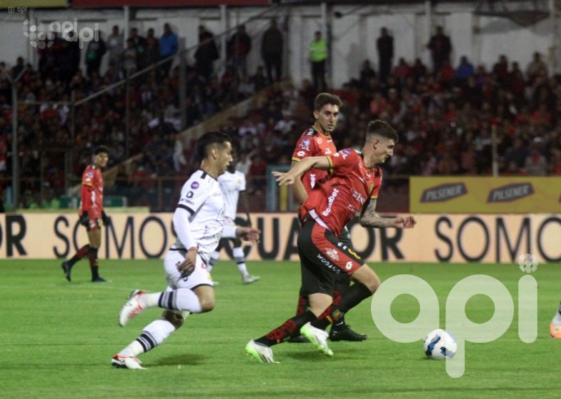Barcelona sorprende 2-1 al Cuenca