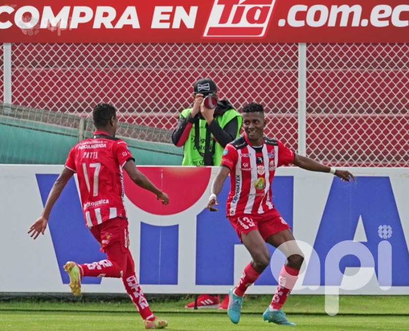 Técnico festeja 3-1 sobre Guayaquil City