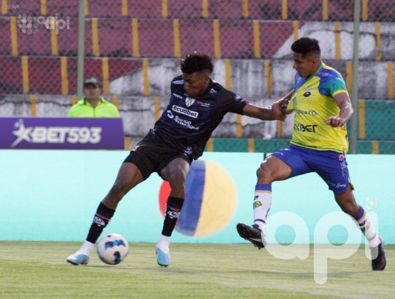 Del Valle asegura la punta en Azogues