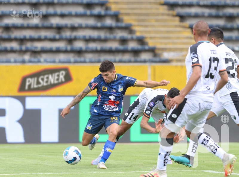 El cetáceo quita el invicto de local a Cumbayá