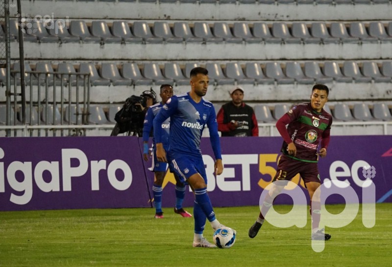 Mushuc Runa y Emelec se aferran al 0-0 en Ambato