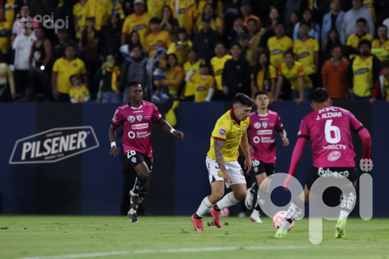 Del Valle, líder pese a empate con el ídolo