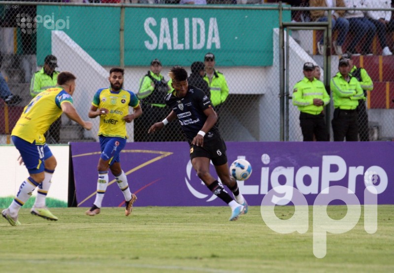Independiente remonta 2-1 sobre Gualaceo