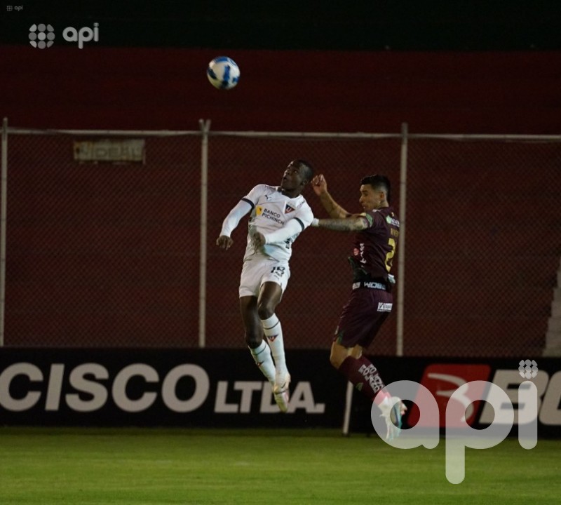 La U se confía, perdona y el Ponchito lo iguala