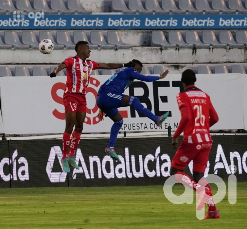 'Rodillo rojo' festeja empate agónico y provoca lamento azul