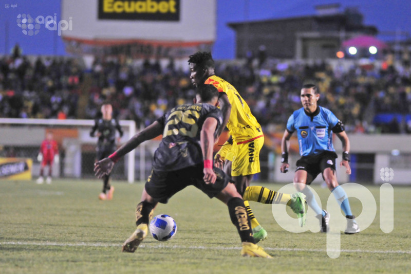 El ídolo liquida al colista en un tiempo