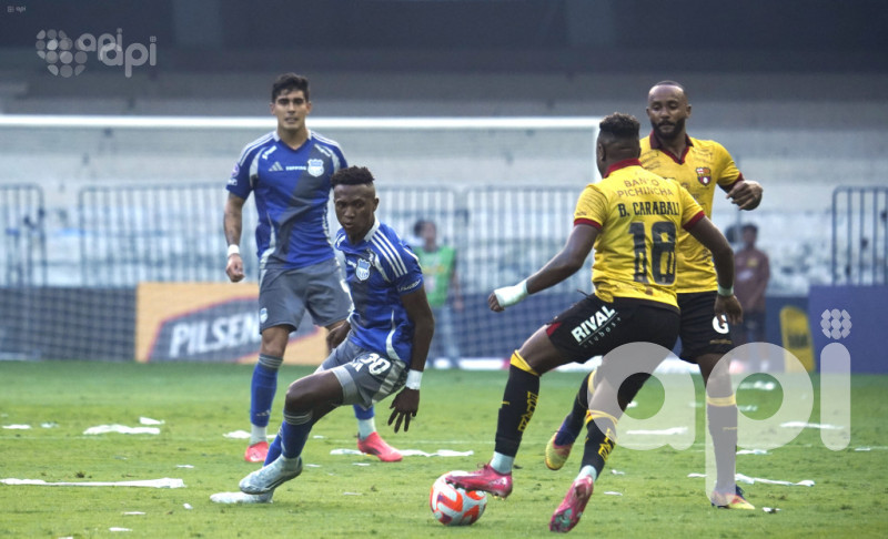 Barcelona, dueño del clásico 4-0 sobre Emelec