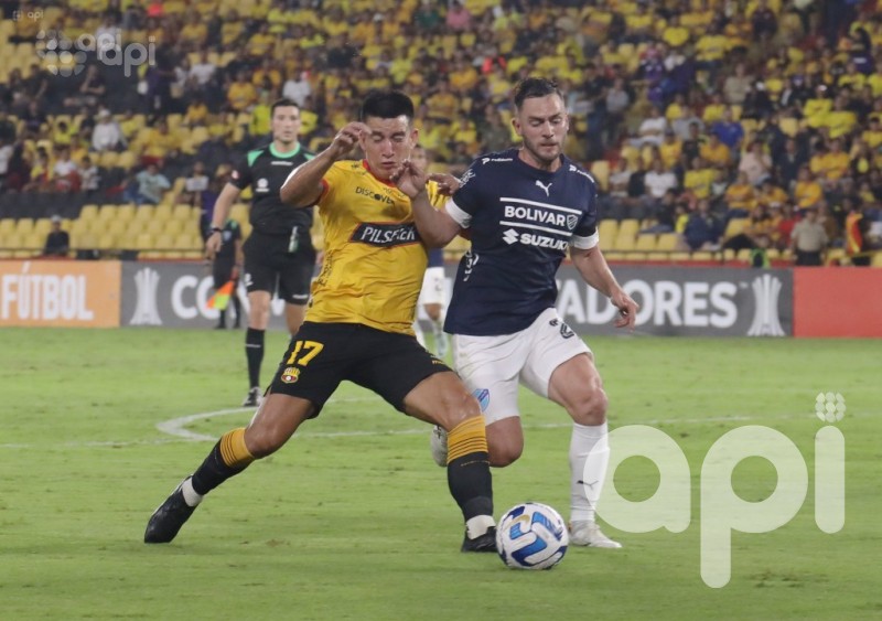 Bolívar gana en la agonía 1-0 a Barcelona