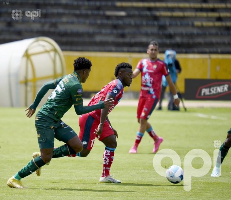 Los militares frenan al verde fronterizo