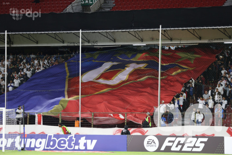 La U copera vuelve a sonreír en Bolivia