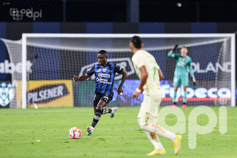 Del Valle sufre pero pasa 2-1 a Orense