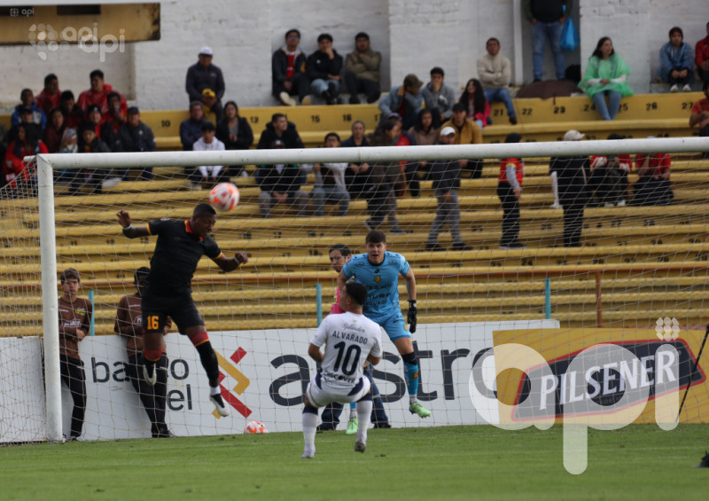 Liga, en la agonía, pasa 2-1 a D. Cuenca